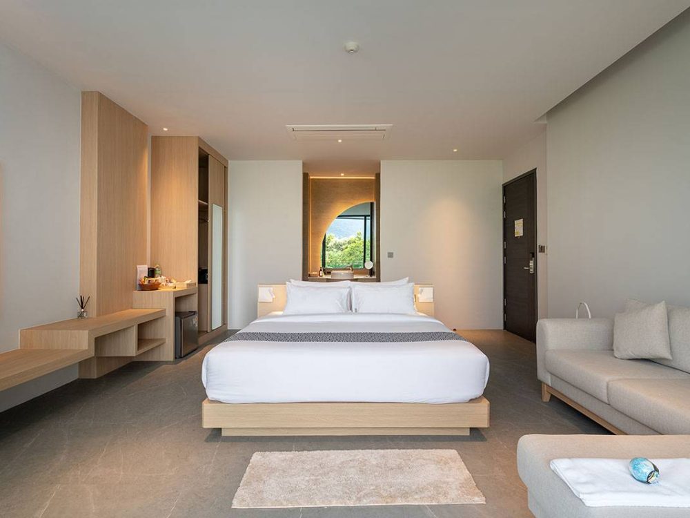 Deluxe Jacuzzi Pool View (11)