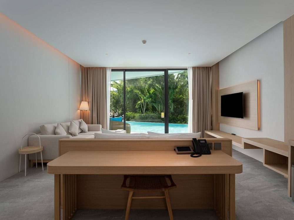 Deluxe-Pool-Access-Type1-02