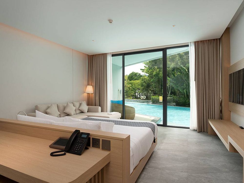 Deluxe-Pool-Access-Type1-06