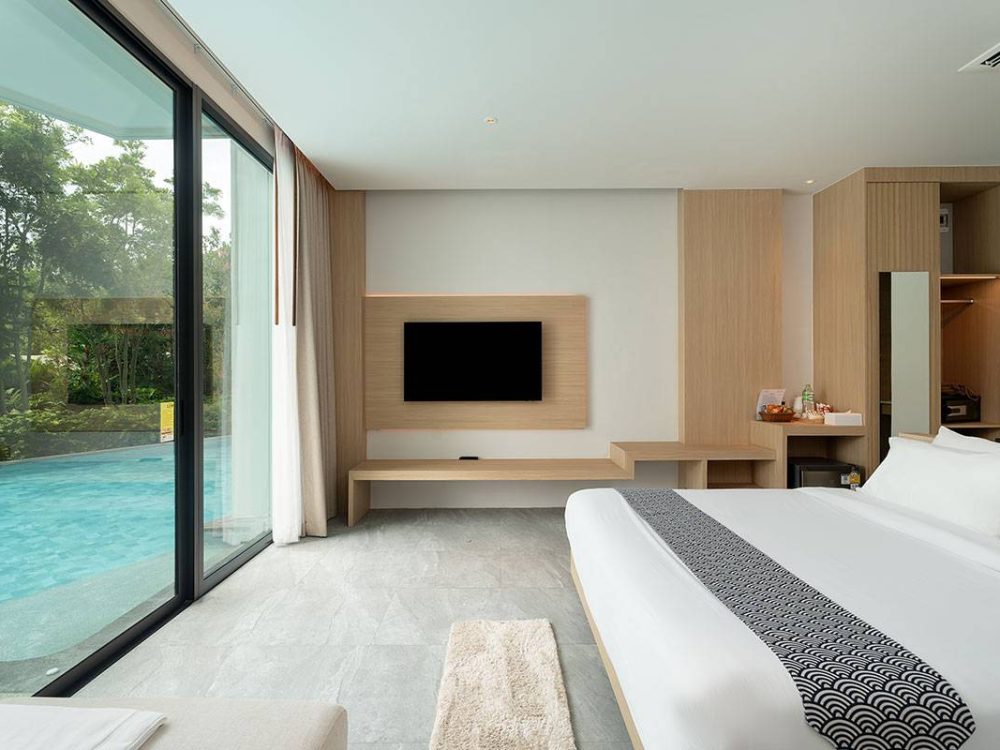 Deluxe-Pool-Access-Type1-08