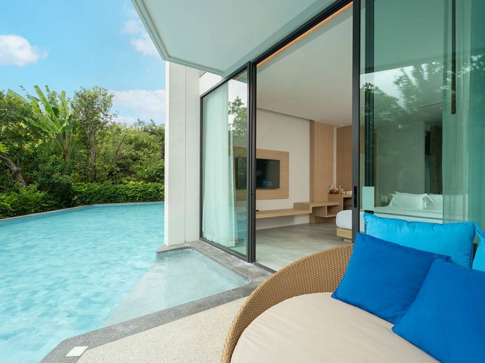 Deluxe-Pool-Access-Type1-14