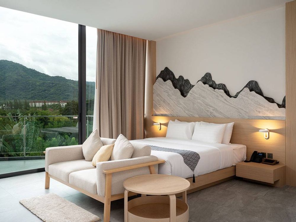 Deluxe-moutain-view-03