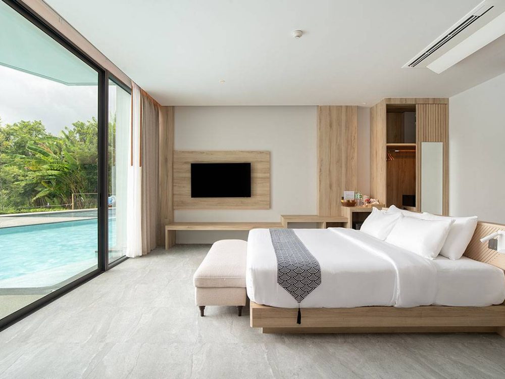 Family-Pool-Access-Room-06