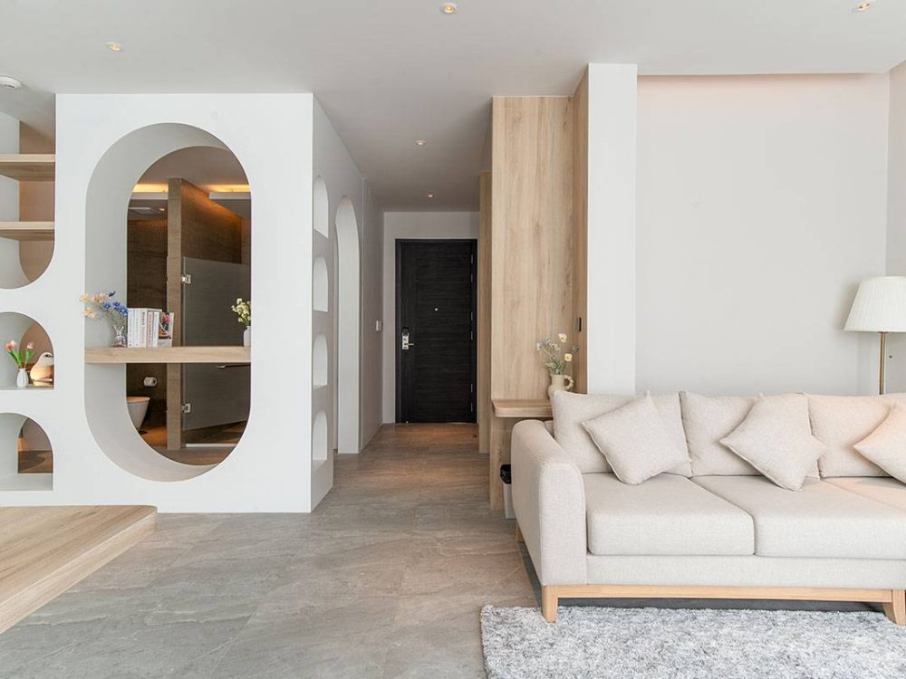 Suite-with-Jacuzzi-12